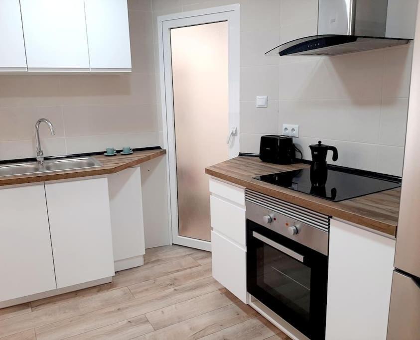 Confortable Apartamento En Elche Eksteriør bilde